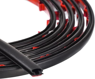 Tochtstrip - Afdichtingsstrip deur - Tocht buiten houden - Zelfklevend rubber - 3 meter x 10 mm - Zwart