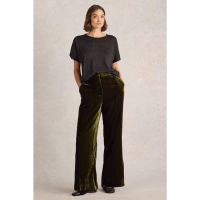 White Stuff Belle Wide Leg Velvet Trouser Khaki Green Maat: 10 LONG | Pantalons Outlet | Dames | Bruin