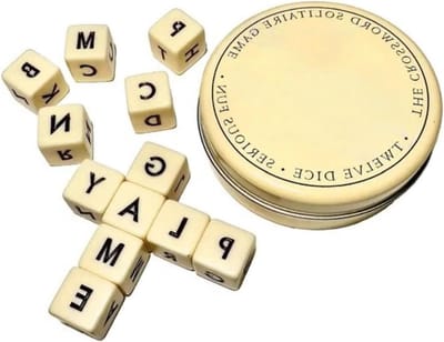 Dobbelspel Letters - Woordspel Set - Woorden Maken - 12 Houten Dobbelstenen - Set van 12 - Niet gespecificeerd