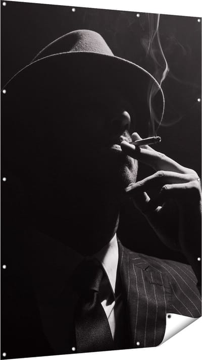 Gards Tuinposter Man met Hoed Rookt een Sigaar - 120x180 cm - Tuindoek - Tuindecoratie - Wanddecoratie buiten - Tuinschilderij