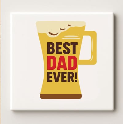 “Best Dad Ever” Biermok Tegel – Grappig Vaderdag Cadeau | 15×15 cm Keramische Wandtegel