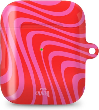 xoxo Wildhearts hoesje geschikt voor AirPods 1 / 2 - Berry Much - Glossy - Ook als telefoonhoesje verkrijgbaar - schokbestendige case - koptelefoon hoesje - Glimmend - Beschermhoes met golvende print - golven - Rood - Roze
