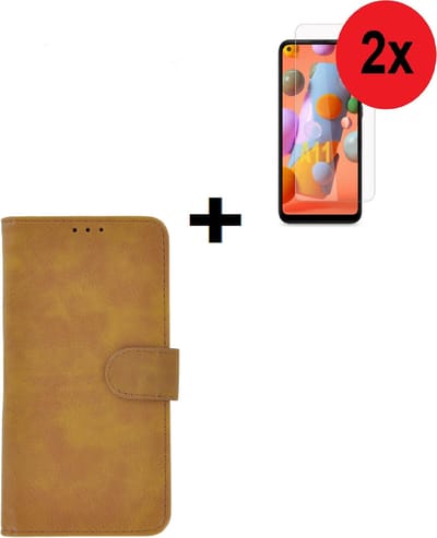 Geschikt voor Samsung Galaxy A11 hoes Effen Wallet Bookcase Hoesje Cover Bruin + 2x Tempered Gehard Glas / Glazen screenprotector (2 stuks) Pearlycase