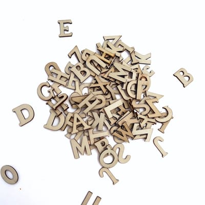 Winkrs - Houten Letters Decoratie - 100 stuks van 2cm - hobby, knutselen