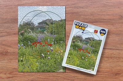 Puzzel Huis van Monet met kleurrijke bloemen in de tuin in het Franse Giverny - Legpuzzel - Puzzel 500 stukjes