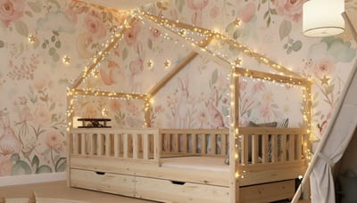 Cabin Bed met Lades 190x90 cm Kinderbed – Montessori Vloerbed met Veiligheidsleuning & Lattenbodem – Huisbed van Massief Grenenhout met 2 Opberglades – Scandinavisch Design – Natuurlijk Hout – Casa Velluto Nordic DreamHouse