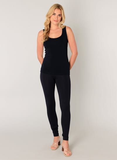 BASE LEVEL Yippie Top - Dark Blue - maat 44