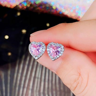 Huitan Delicate Hart Oorknopjes voor Dames Meerdere Kleuren Beschikbaar Mode Veelzijdige Oorpiercing Accessoires Sieraden brown