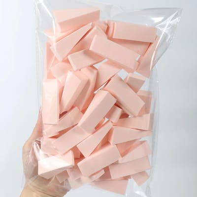 50 stuks/set Gezichts Make-up Sponsjes Gemengd Latexvrij Kleine Wigvormige Gladde Applicatie Schoonheidsspons lichtroze kleur