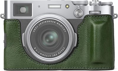 Genuine leren cameratas voor Fujifilm X100VI, beschermhoes met onderopening en handvat - Groen, ideaal voor fotografie en reizen