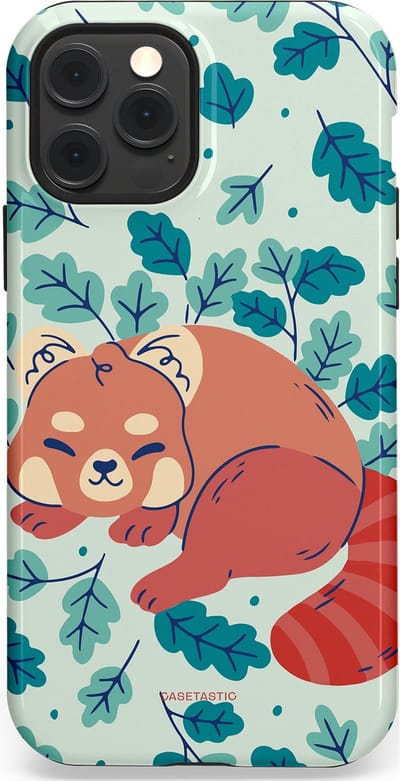 Casetastic Hoesje Geschikt voor Apple iPhone 12/12 Pro Magsafe - Stijlvolle Beschermende Duo-layer Case - Rode panda avonturen