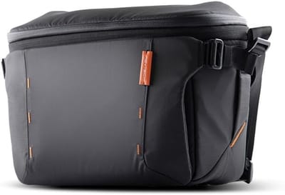 Sling Tas - Schoudertas Camera - Fotografie Uitrusting - Waterafstotend Materiaal - 7 Liter Capaciteit - Zwart