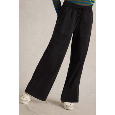 White Stuff Ava Wide Leg Jersey Jogger Pure Black Maat: 18 REGULAR | Joggingbroeken Outlet | Dames | Zwart