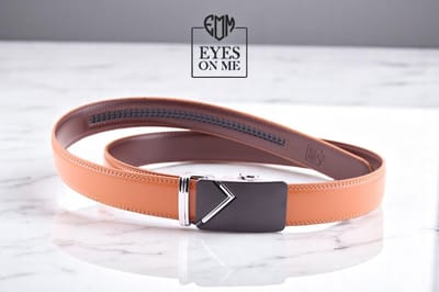 Camel lederen riem zonder gaatjes met automatische gesp voor heren ( Model N177 )