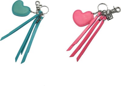 Leren sleutel hangers, set van twee sleutelhangers, Roos en Groen