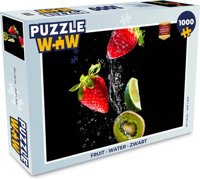 Puzzel Fruit - Water - Zwart - Stilleven Aardbei - Kiwi - Legpuzzel - Puzzel 1000 stukjes volwassenen