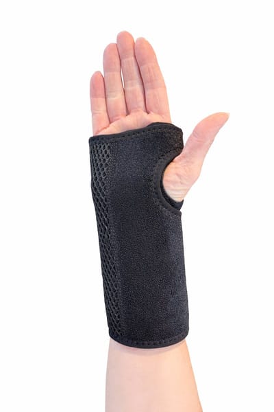 Uriel - Polsbrace Rechts - Met Spalk - Carpaal Tunnel - Verstelbaar - Unisex - Zwart - One size