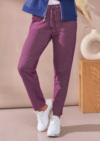 Vrijetijdsbroek met glansdetails - bordeaux / gedess. - Gr. 24 van Goldner Fashion