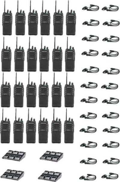 Set van 24 Kenwood TK-3701D IP55 Portofoon met 4 multiladers en D-shape headsets