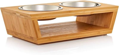 Voerbak voor Huisdieren, Verhoogde Bamboe Komhouder voor Kleine, Gemiddelde en Grotere Honden en Katten, Houten Verhoogd Voer Station, Inclusief 4 Roestvrij Stalen Kommen, Twee Inhoudsmaten