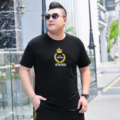 Nieuw Product Plus Maat en Vergroot Casual T-shirt met Korte Mouwen Dikke Man Halflange Mouwen Eenvoudige en Attente Zomerkleding voor Dikke Mensen 7XL