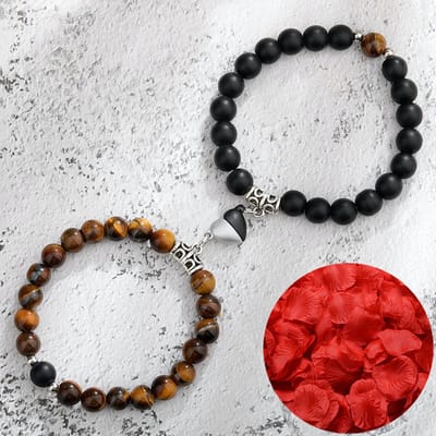 Magnetische Hartjes Kralen Armband Set + Rozenblaadjes = Valentijn Cadeautje voor Hem en Haar - Valentijnsdag - Valentijn Cadeautje voor Mannen