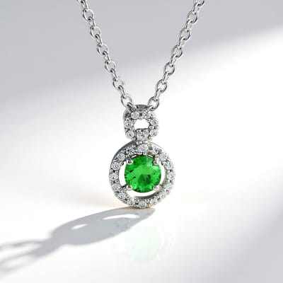 Cavill - 925 Sterling Zilveren Ketting met 0,416 ct Tsavoriet & 0,277 ct Zirkonia Pave - Groene Ronde Briljant Edelsteen - Elegante Tanzania Sieraden