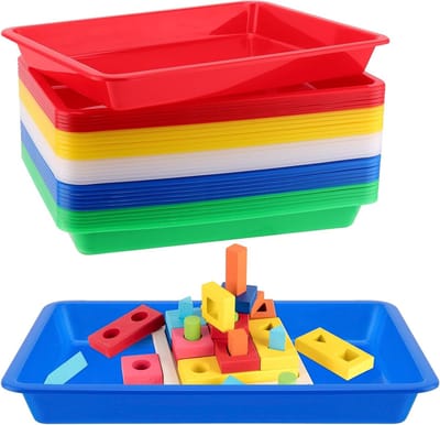 Set van 15 Kleurrijke Rectangulaire Plastic Dienbladen 27.5 x 21 x 3 cm voor DIY Projecten, Knutselen en Organisatie