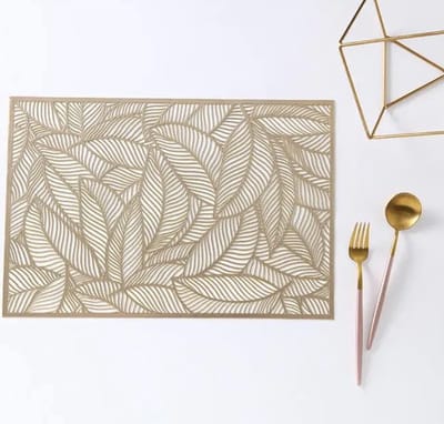 Placemats - Gouden - Vierkant - 45 cm - 4 stuks - Onderlegger - Hitte bestendig - Goud - Luxe uitstraling - Open gewerkt