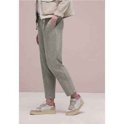 Mid Waist Slim Legs broek met gesp