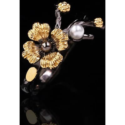 Sieraden Margriet Europese en Amerikaanse Gepersonaliseerde Hand Belegde Diamant Chrysant Tweekleurige Ring No. 10 beige