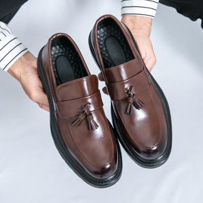 Lente en Herfst Heren Leren Schoenen Dikke Zool Veelzijdig Casual Kwastjes Design Werk Instapper Casual Leren Schoenen 46