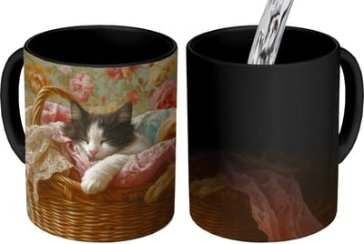 Magische Mok - Foto op Warmte Mokken - Koffiemok - Kat - Bloemenprint - Rieten mand - Magic Mok - Beker - 350 ML - Theemok