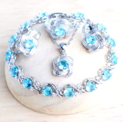 Hetty'S - Schitterende sieraden set - zilverplated - Blauwe en witte Zirconia's - Armband - Oorbellen - Hanger + collier - Ring