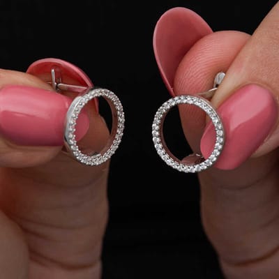 925 Sterling Zilveren Damesoorbellen – Handgemaakt Rond Design – Tijdloze Elegantie – Cadeau voor Haar