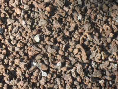 Lavakorrels - Plantenkorrels split - Tuindecoratie planten - Natuurlijk steenmateriaal - 25 kg - Roodbruin