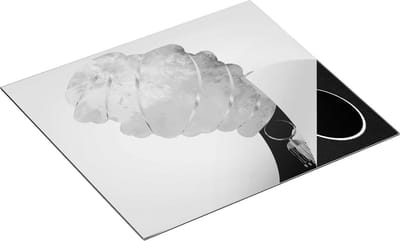 Chefcare Inductie Beschermer Afrikaanse Vrouw met Gouden Tulband - Zwart Wit - 60x50 cm - Afdekplaat Inductie - Kookplaat Beschermer - Inductie Mat