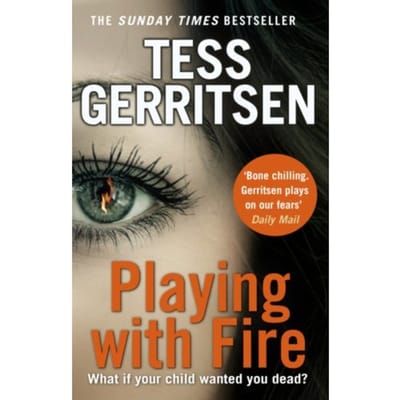 Playing With Fire - Tess Gerritsen