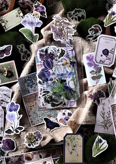 Deco Sticker- & Papierset - Flora & Fauna Blauw/Paars - 200 stuks - Bullet Journal Stickers - Planner Agenda Stickers - Scrapbook stickers /papier - Hobbypapier - Stickers en hobbypapier voor volwassenen en kinderen