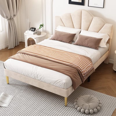 MEUNIQ gestoffeerd tweepersoons bed 140x200 cm met verstelbaar hoofdbord, lattenbodem, schelpvormig design en gouden metalen poten voor slaapkamer, beige