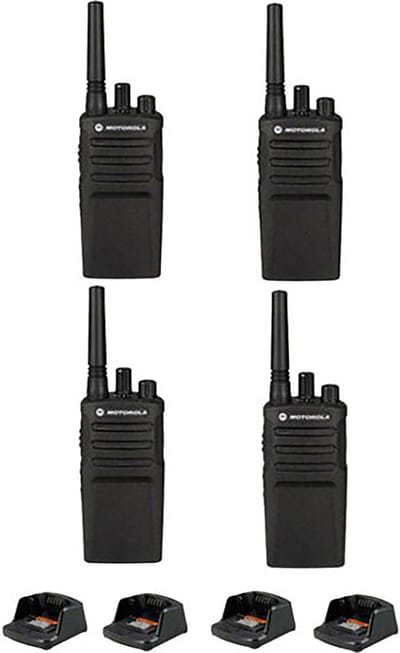 Set van 4 Motorola XT420 UHF IP55 PMR446 Portofoon met laders en D-shape oortje M1 2-pins