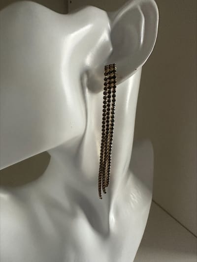 Shiny rinestone tassel oorbellen | Make up | Parfum | Moederdag | Verjaardagscadeau| Cadeautje| Valentijnsdag| Kado | sieraden | vaderdag | oorbellen | oorsieraden