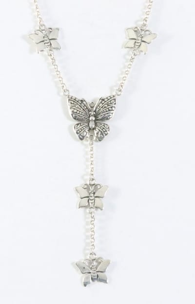 Fijne lange zilveren ketting met vlinders