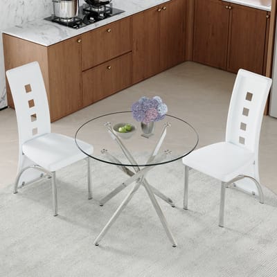 Tafel- en stoelenset. Luxe eettafel van 88 cm van gehard glas + 2 witte eetkamerstoelen met een geometrisch geperforeerd patroon van kunstleer. Moderne, minimalistische set bestaande uit 1 tafel en 2 stoelen.