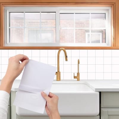 Set van 50 witte tegelstickers 15 x 15 cm, waterdicht en zelfklevend voor keuken en badkamer, ideaal voor wandbekleding en renovatie