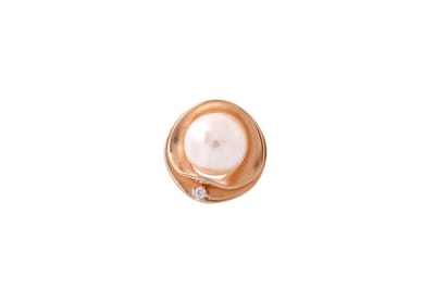Roségouden hanger - 18 karaat - diamant 0,03 crt. en Akoya parel 9.5 mm - Gewicht 2.2 gram uitverkoop - Juwelier Verlinden St. Hubert – van €795,= voor € 565,=