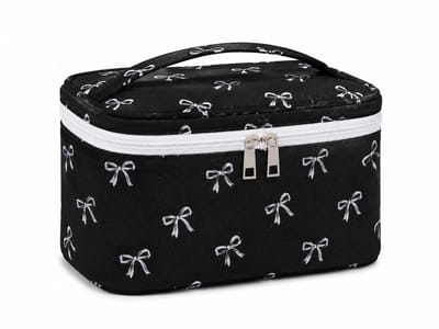 HEM Toilettas Zwart met Strikjespatroon – Make-up Tas – Cosmeticatas – Toilettasje Dames – Travel Organizer – 23x16x6 cm – Inclusief HEM Microvezeldoekje