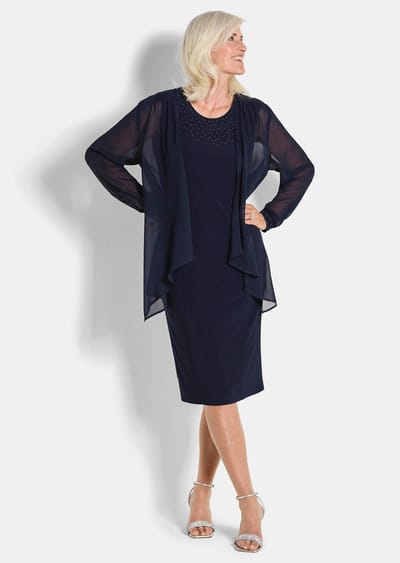 Goldner Jurk met chiffon omslag Elegante jerseyjurk met chiffonjasje