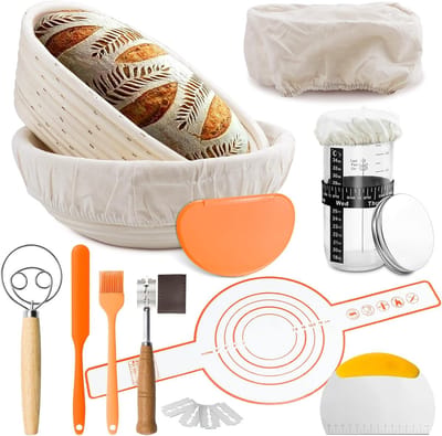 Gaarmand voor het bakken van brood incl. accessoires Complete Zuurdesem Starter Kit,2 Stuks Gist Brood Bakmandje met Liner,Deeg Mixer,Silicone Borstel,Brood Hamer,Kom Schraper, Deeg Schraper Set