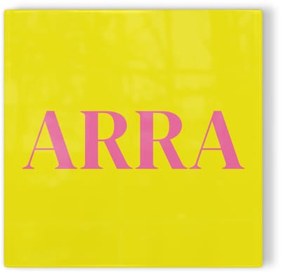 Tegeltje Arnhem ARRA - geel roze - tegeltje stad - tegeltje met tekst
